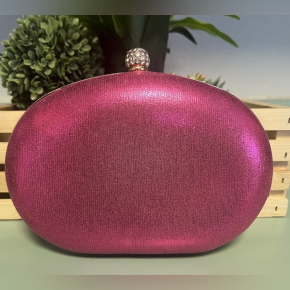 Ramla Pink/Gold Crystal Clutch with removable strap and handle - Picture 4 of 10